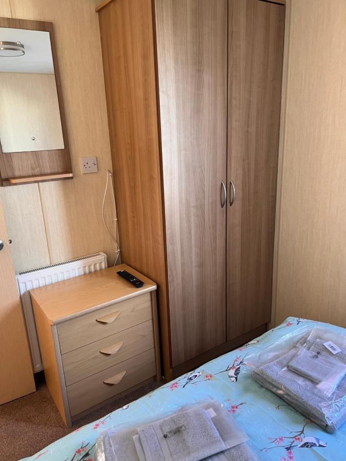 Hotel Evans Whitehouse Caravan Towyn Abergele Exterior foto